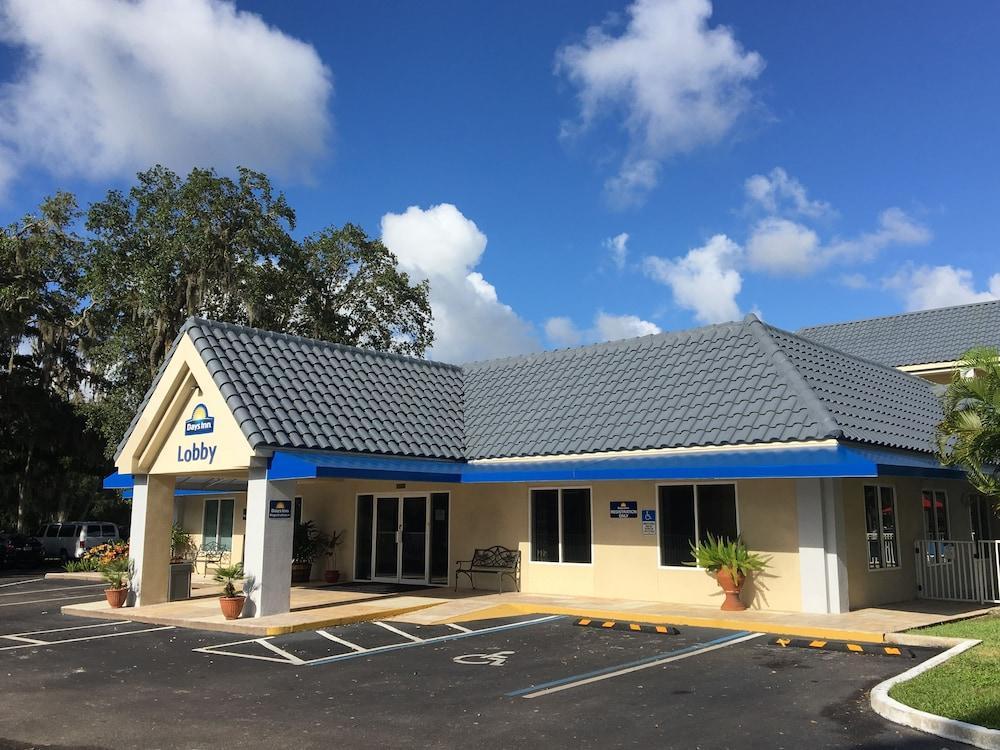 Days Inn By Wyndham Port Charlotte Town Center エクステリア 写真