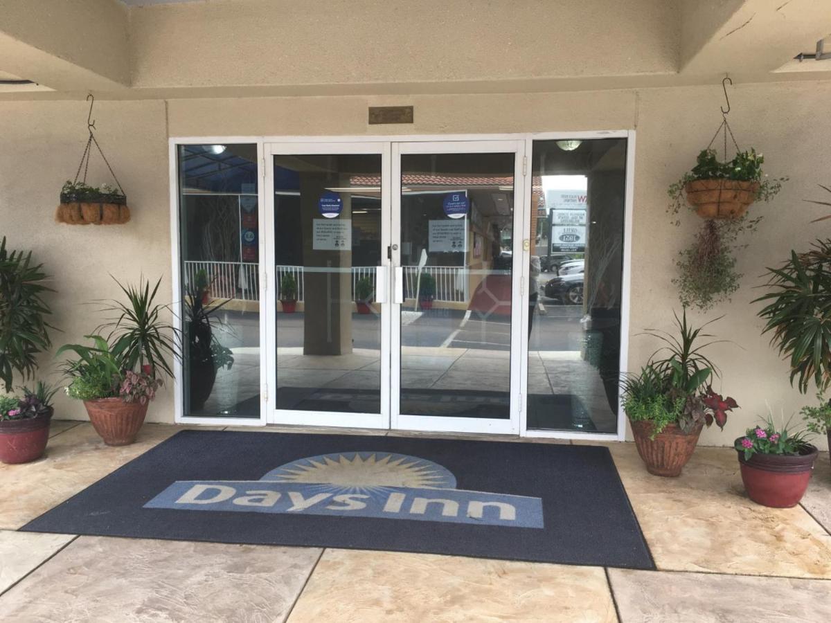 Days Inn By Wyndham Port Charlotte Town Center エクステリア 写真