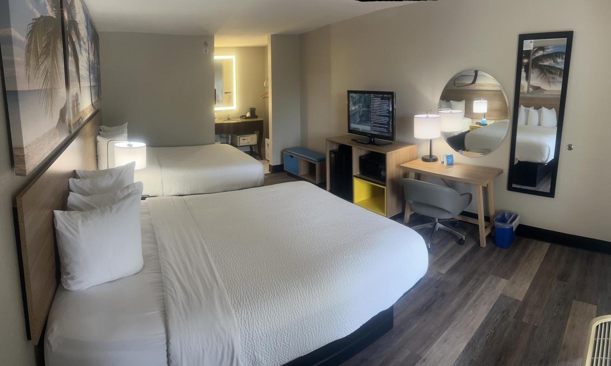 Days Inn By Wyndham Port Charlotte Town Center エクステリア 写真