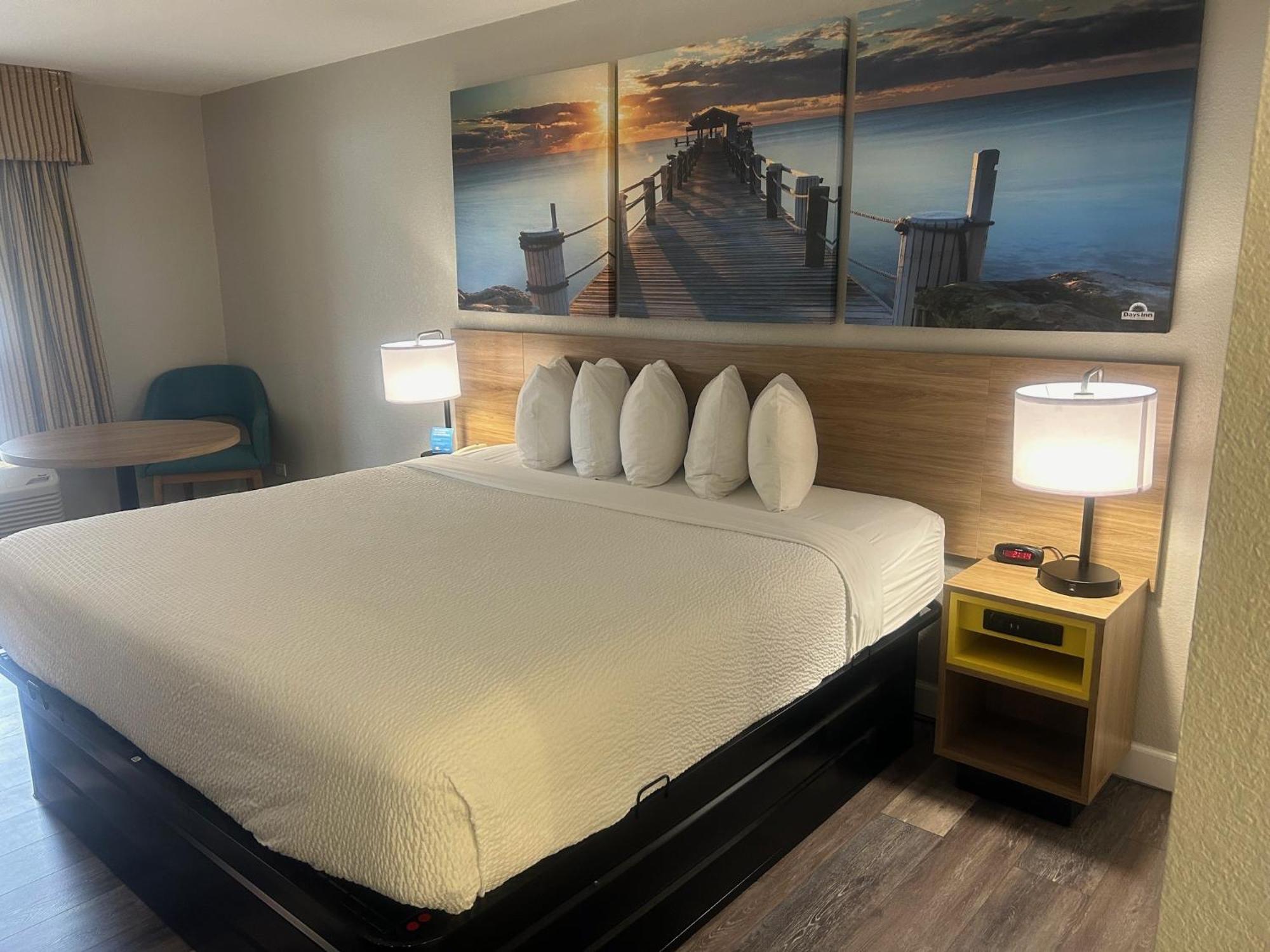 Days Inn By Wyndham Port Charlotte Town Center エクステリア 写真